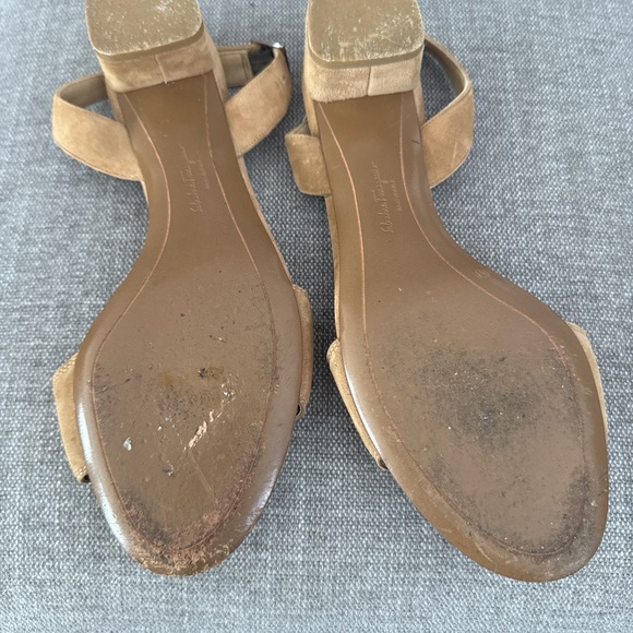 Salvatore Ferragamo Suede Gancini Sandals – Size 7.5 – Tan – Fair Condition - Picture 7 of 7
